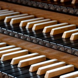Kirchenorgel in einer Kirche